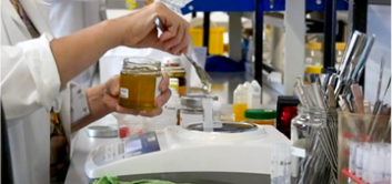 آزمایشگاه عسل